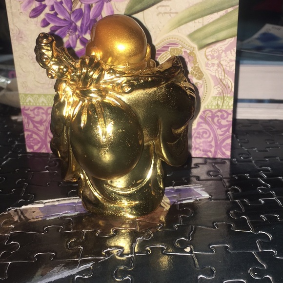 Gold Buddha - Picture 2 of 2
